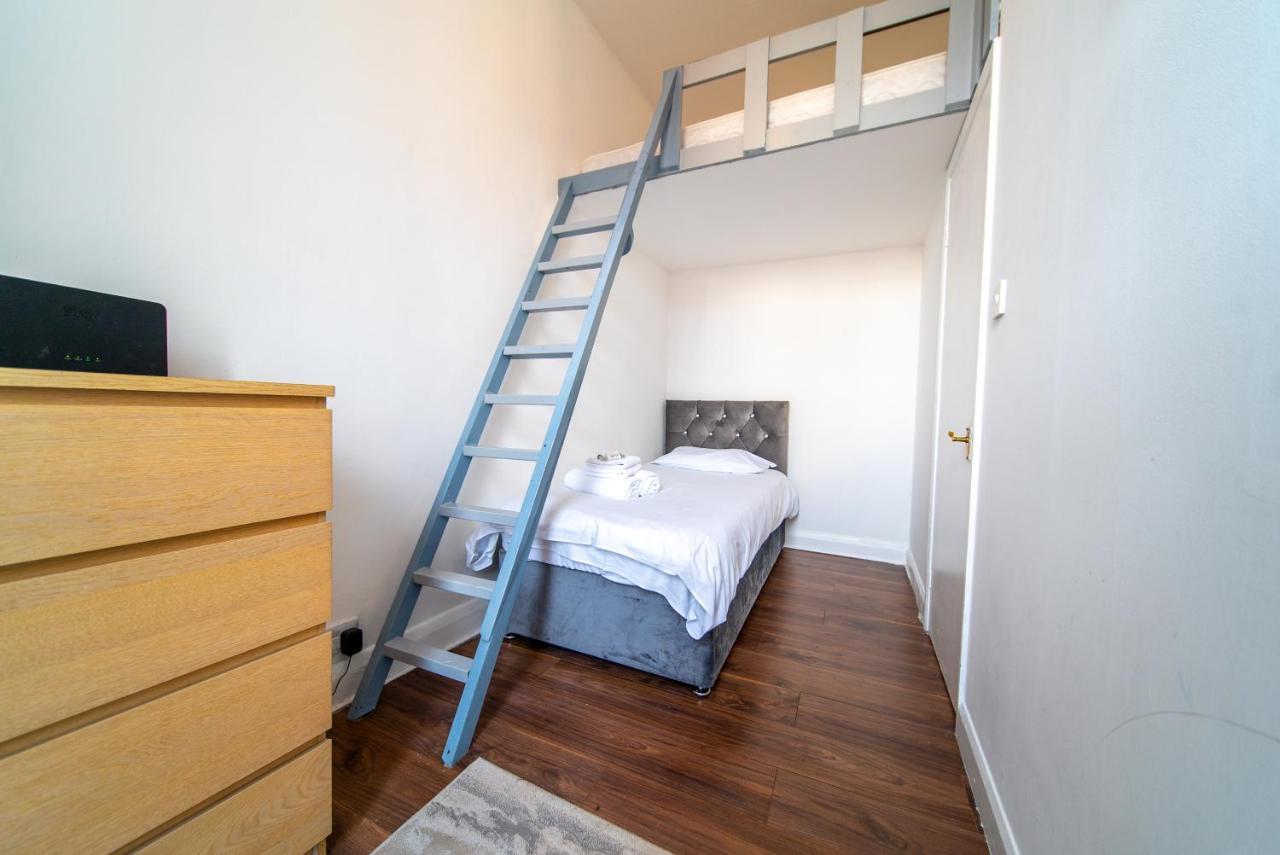 Spacious 2 Bedroom Apartment In Downtown London Exterior foto